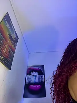 Snapshot of becca_wilsson chatting on February 6, 2026, 9:38 am becca wilsson online show from February 6, 2026, 9:38 am