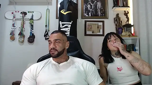 henryhadesflirt online show from October 31, 2025, 11:22 pm