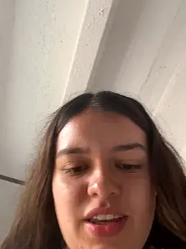 Snapshot of Aphrill chatting on October 29, 2025, 8:52 pm Aphrill online show from October 29, 2025, 8:52 pm