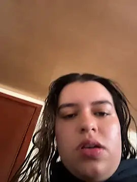 Aphrill online show from April 11, 2026, 8:45 pm