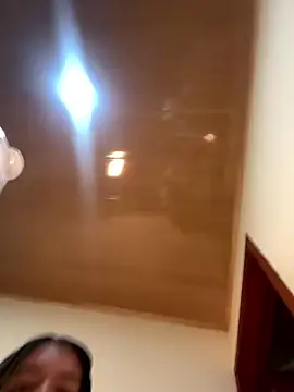 Snapshot of Aphrill chatting on December 16, 2025, 8:13 pm Aphrill online show from December 16, 2025, 8:13 pm