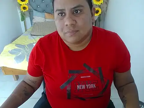 hotlesby valery online show from February 24, 2026, 7:48 pm