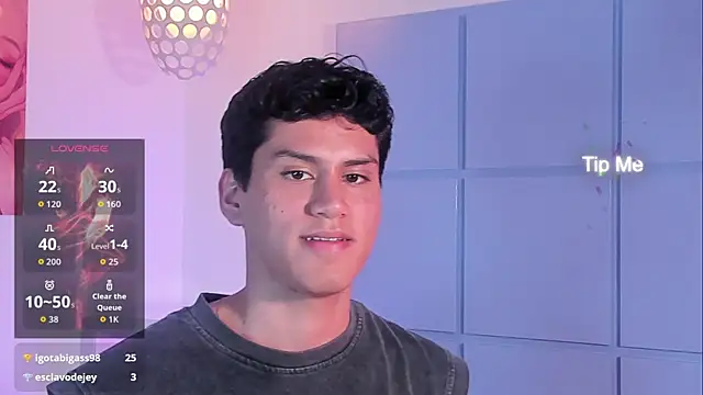 Snapshot of NicoGreys chatting on October 2, 2025, 6:28 am NicoGreys online show from October 2, 2025, 6:28 am