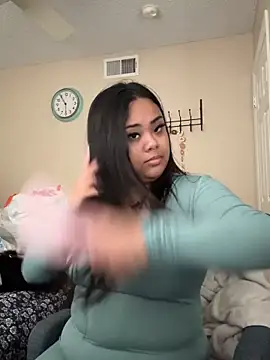 kiaradanielaxx online show from February 13, 2026, 12:10 am