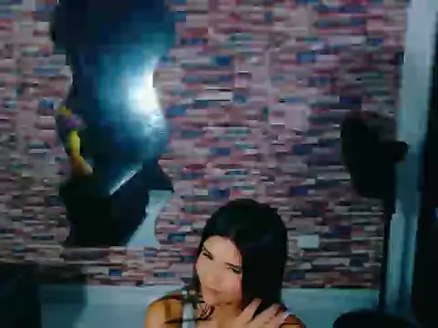 Snapshot of DulceMystery chatting on October 11, 2025, 12:33 am DulceMystery online show from October 11, 2025, 12:33 am