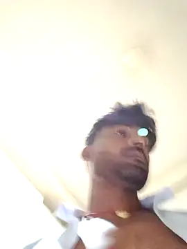 kkshan0923 online show from April 4, 2026, 12:28 am