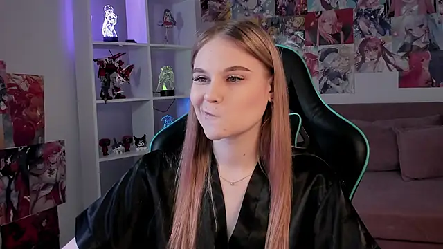 AriaWell online show from November 13, 2025, 5:22 am