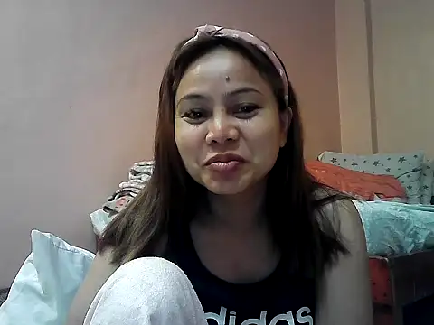 Snapshot of Amarrahlyn chatting on June 3, 2026, 9:19 pm Amarrahlyn online show from June 3, 2026, 9:19 pm