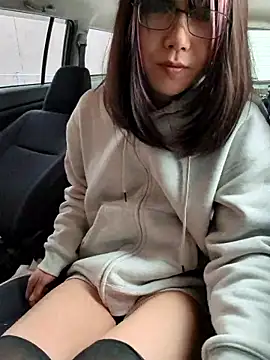 Snapshot of takusaki223 chatting on January 13, 2026, 5:22 am takusaki223 online show from January 13, 2026, 5:22 am