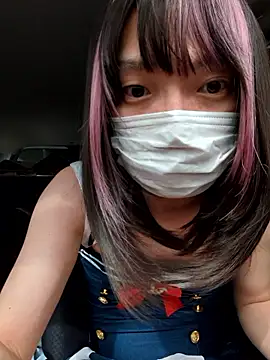 takusaki223 online show from September 20, 2025, 3:33 am