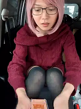 Snapshot of takusaki223 chatting on December 21, 2025, 5:20 am takusaki223 online show from December 21, 2025, 5:20 am