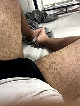 Snapshot of atesderler chatting on September 19, 2025, 7:40 pm atesderler online show from September 19, 2025, 7:40 pm