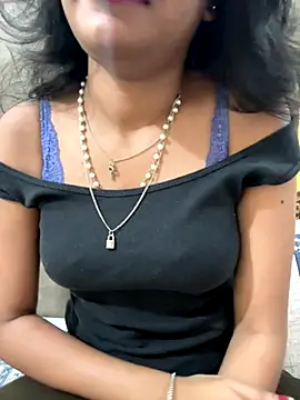 Snapshot of hottyanu03 chatting on September 26, 2025, 5:36 am hottyanu03 online show from September 26, 2025, 5:36 am
