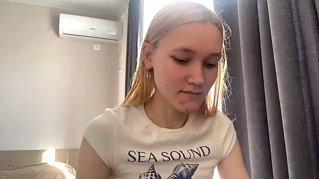 TwinedPeril online show from October 22, 2025, 7:08 am