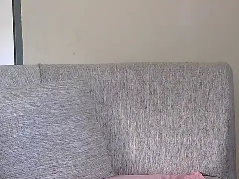 Snapshot of best_frnd chatting on February 9, 2026, 8:56 am best frnd online show from February 9, 2026, 8:56 am