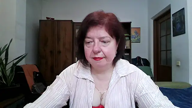 Violet Pulse online show from May 10, 2026, 12:53 pm