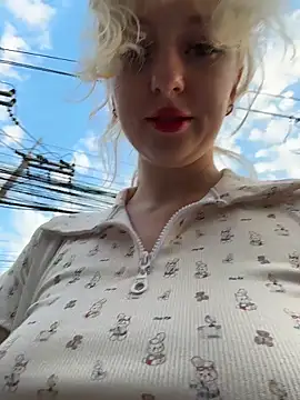 RonnieKiss online show from February 13, 2026, 10:48 am