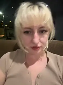 RonnieKiss online show from February 21, 2026, 12:40 pm