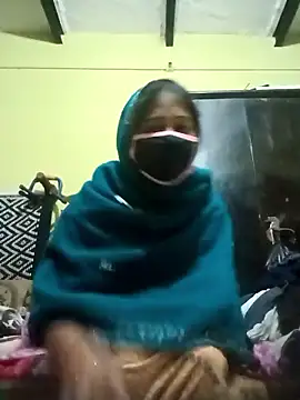 Snapshot of Cute-Charvii chatting on January 18, 2026, 1:42 am Cute-Charvii online show from January 18, 2026, 1:42 am