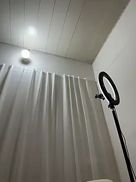 AZ37866 online show from April 2, 2026, 2:02 pm