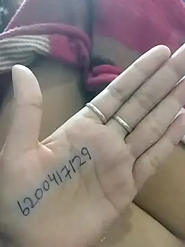 JassiKumari02 online show from April 8, 2026, 7:26 pm