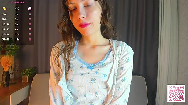 DelilahConsalvo online show from October 15, 2025, 7:11 pm