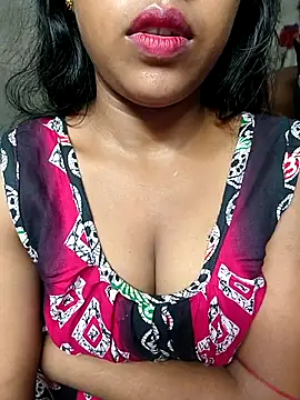 Snapshot of naughty-bou1 chatting on October 12, 2025, 10:16 am naughty-bou1 online show from October 12, 2025, 10:16 am