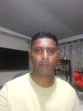 kingVibeX online show from November 16, 2025, 8:02 pm