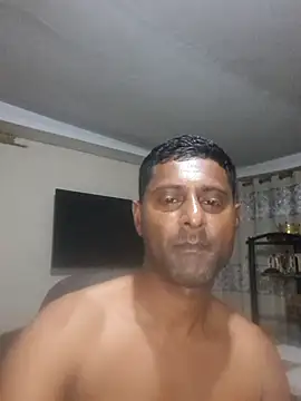 kingVibeX online show from October 25, 2025, 9:59 pm