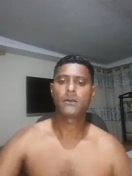 kingVibeX online show from November 30, 2025, 9:26 pm