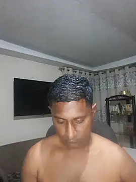 kingVibeX online show from October 14, 2025, 7:36 pm