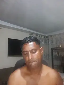 kingVibeX online show from October 13, 2025, 7:15 pm