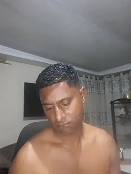 kingVibeX online show from October 16, 2025, 8:39 pm