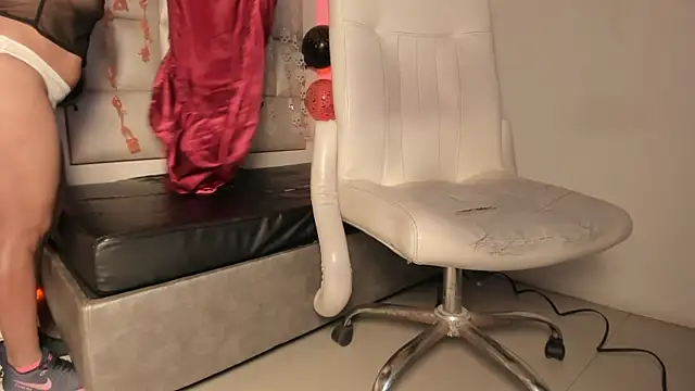 peyton  wat online show from October 30, 2025, 11:52 am