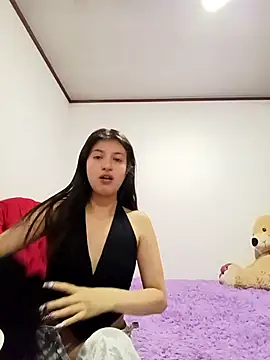 SALOME-28  online show from April 15, 2026, 11:49 pm