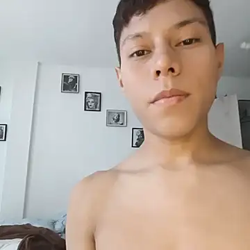 Little liam online show from November 11, 2025, 2:23 pm