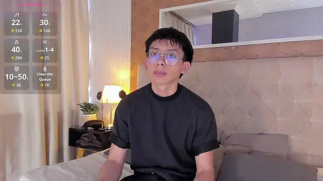 liam twiink online show from November 15, 2025, 7:07 pm