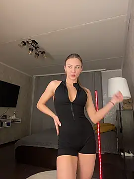 Snapshot of Mally_Say chatting on February 19, 2026, 5:10 pm Mally Say online show from February 19, 2026, 5:10 pm