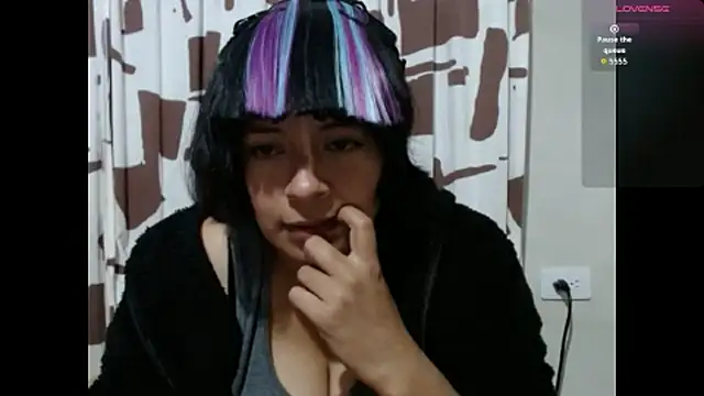 Snapshot of Acelinrose chatting on July 10, 2026, 1:49 am Acelinrose online show from July 10, 2026, 1:49 am