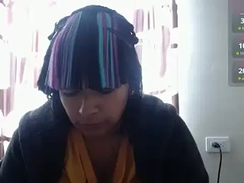 Snapshot of Acelinrose chatting on June 3, 2026, 5:17 pm Acelinrose online show from June 3, 2026, 5:17 pm