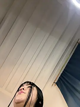  amelie- online show from January 11, 2026, 11:44 pm