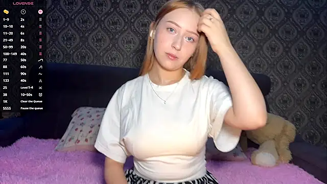 FieryAmelia online show from December 2, 2025, 2:19 pm