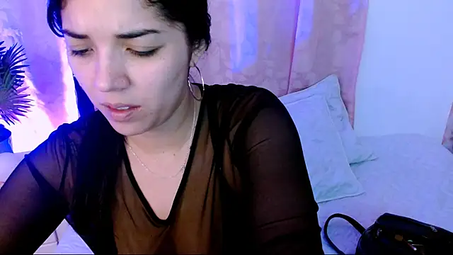 Snapshot of dreams_girl chatting on September 22, 2025, 7:09 pm dreams girl online show from September 22, 2025, 7:09 pm