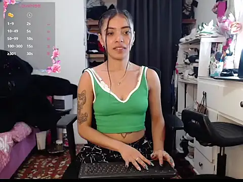 pocahot222 online show from October 11, 2025, 12:11 am