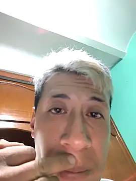 Snapshot of Carlos27hot chatting on February 11, 2026, 7:52 am Carlos27hot online show from February 11, 2026, 7:52 am