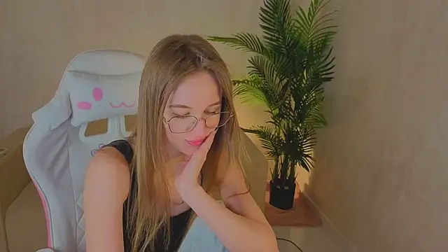 kianawhite online show from February 12, 2026, 9:20 am