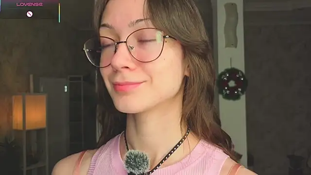 ReneeLippeatt online show from January 10, 2026, 7:31 pm