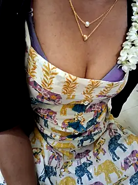 jasminetaml online show from September 24, 2025, 9:05 am