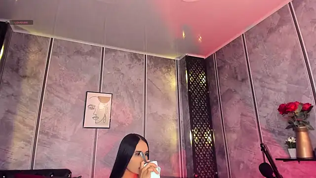 Snapshot of amaraa_lewiis chatting on October 10, 2025, 12:17 pm amaraa lewiis online show from October 10, 2025, 12:17 pm