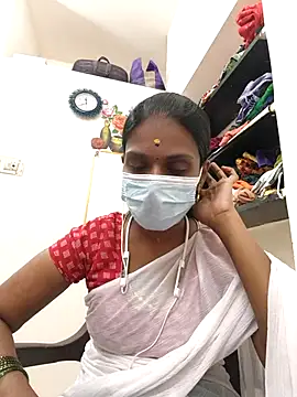 Snapshot of Tamil_Yalini12 chatting on February 23, 2026, 6:08 pm Tamil Yalini12 online show from February 23, 2026, 6:08 pm